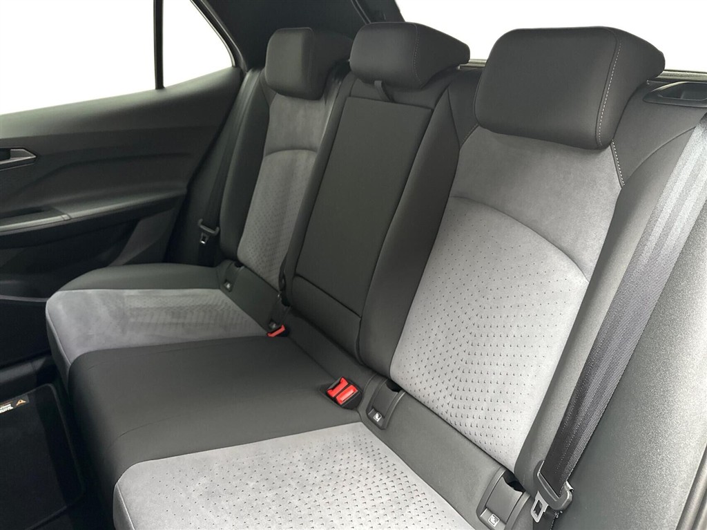 Cupra Born EL Dinamica Pack High 204HK 5d Aut. - Image 13