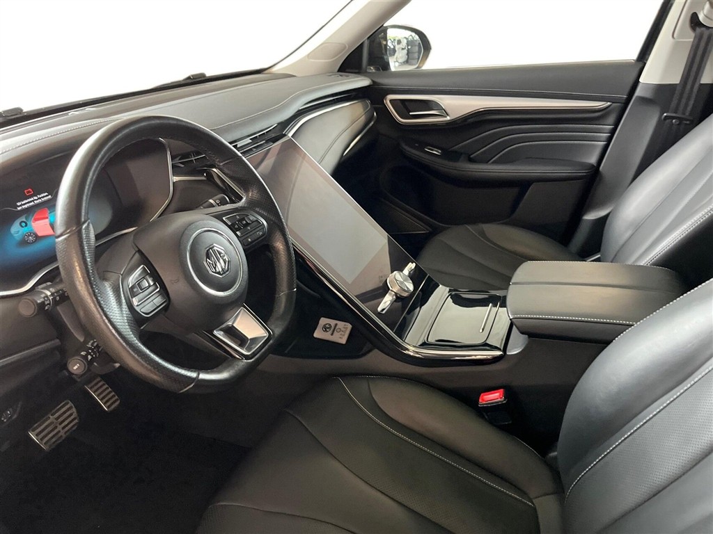 MG Marvel R EL Luxury 180HK 5d Aut. - Image 3