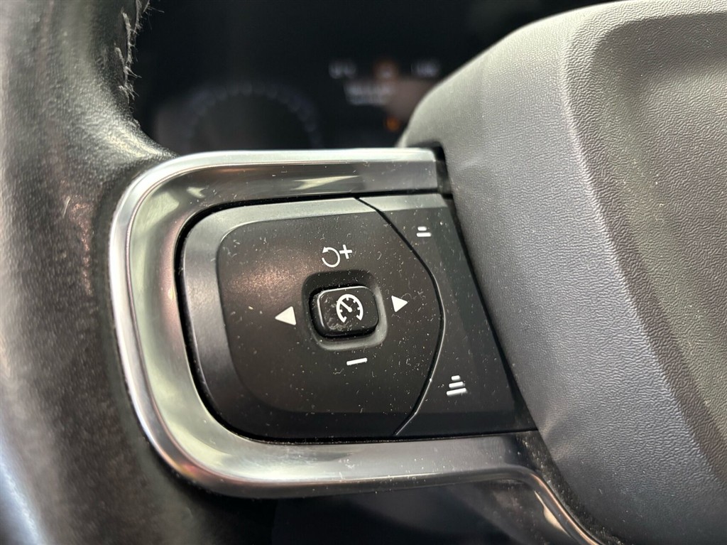 Volvo XC40 1,5 T4 Recharge Plugin-hybrid Inscription Expression 211HK 5d 7g Aut. - Image 14