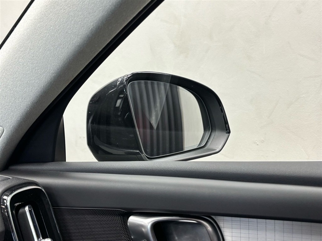 Volvo XC40 1,5 T4 Recharge Plugin-hybrid Inscription Expression 211HK 5d 7g Aut. - Image 24