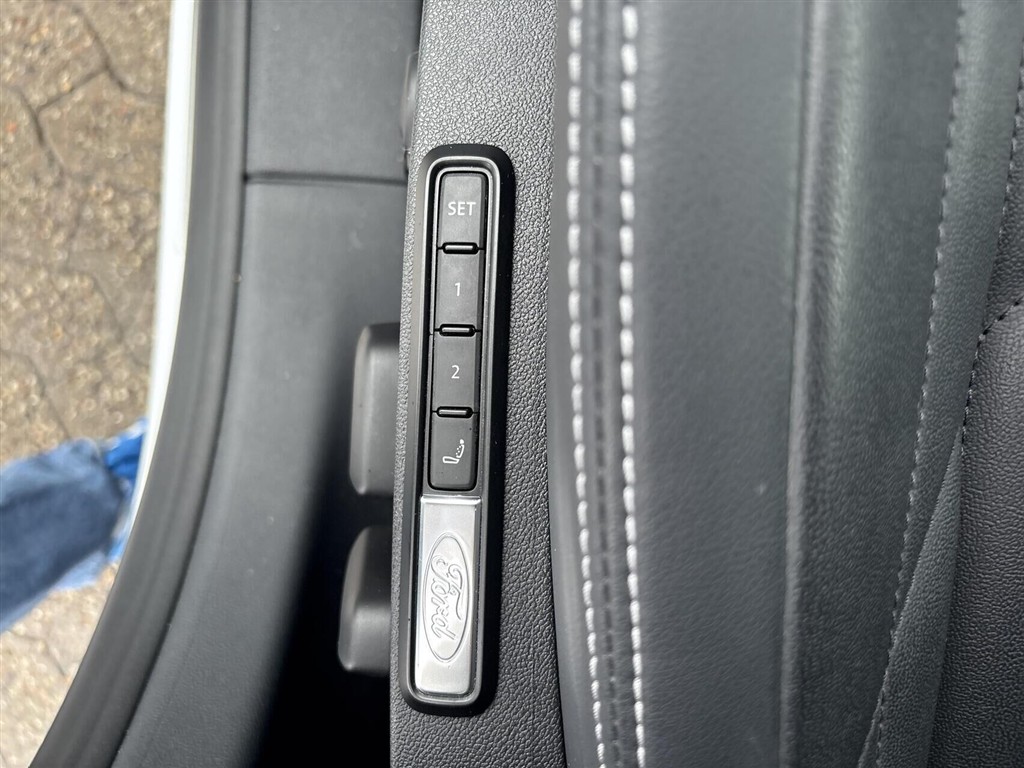 Ford Explorer EL UR Premium RWD 286HK 5d Aut. - Image 9