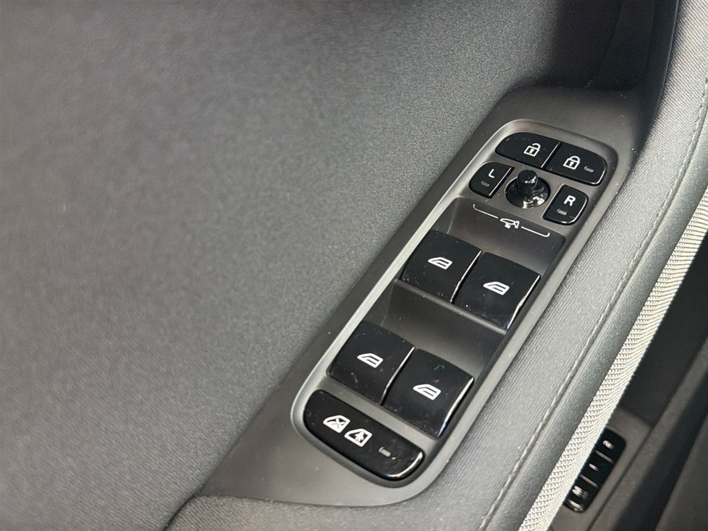 Polestar 2 EL 231HK 5d Aut. - Image 17