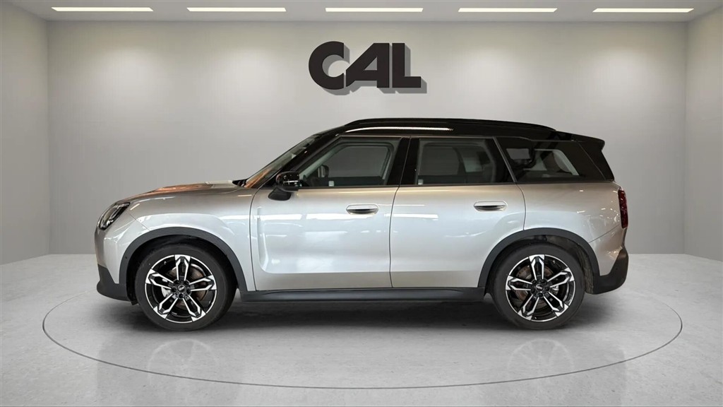 Mini Countryman E EL Classic Trim M 204HK 5d Aut. - Image 2
