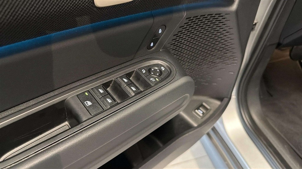 Mini Countryman E EL Classic Trim M 204HK 5d Aut. - Image 16