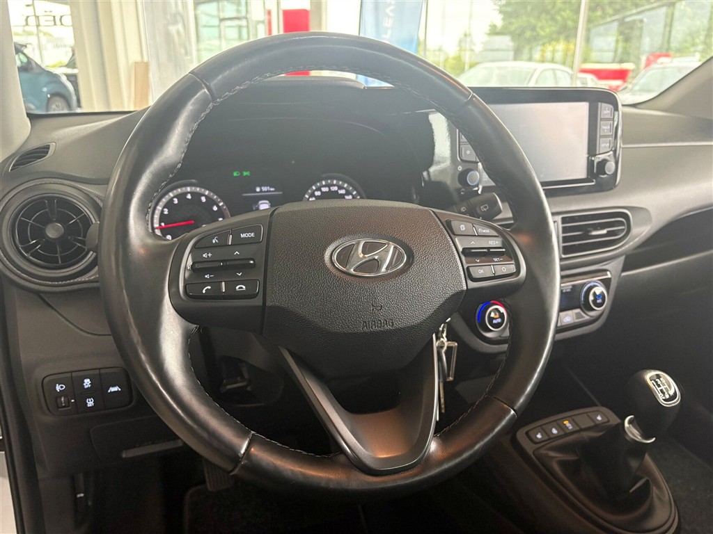 Hyundai i10 1,0 Advanced 67HK 5d - Image 12
