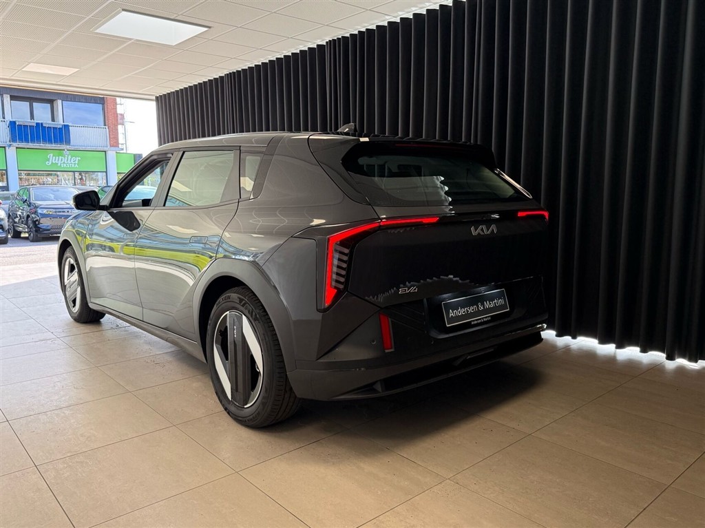 Kia EV4 Standard Range Access 204HK 5d Aut. - Image 2