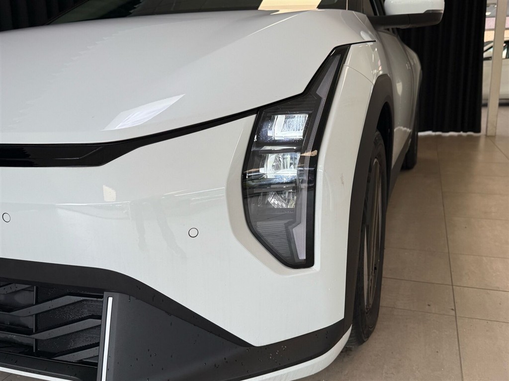 Kia EV4 Standard Range Access 204HK 5d Aut. - Image 25