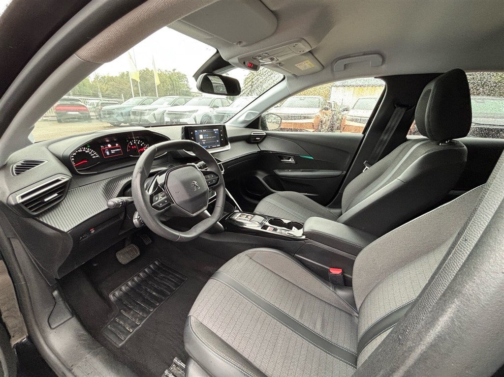 Peugeot 208 1,2 PureTech Vision Sport EAT8 100HK 5d 8g Aut. - Image 8