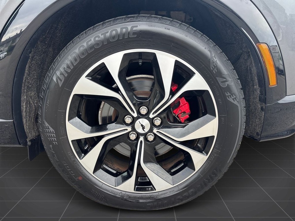 Ford Mustang Mach-E EL UR Premium AWD 351HK 5d Aut. - Image 6