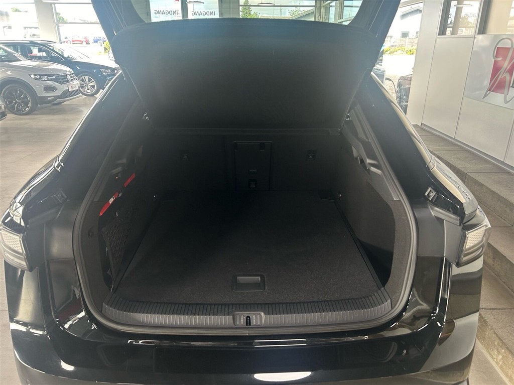 VW ID.7 EL Pro S 286HK 5d Aut. - Image 6