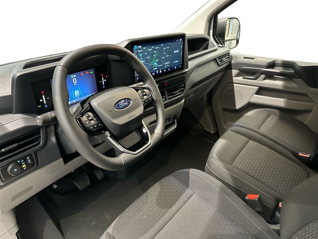 Ford E-Transit Custom 320 L2H1 EL Trend 218HK Van Aut. - Image 2