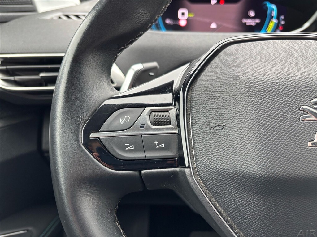 Peugeot 3008 1,6 PureTech Plugin-hybrid Selection Sport EAT8 225HK 5d 8g Aut. - Image 19