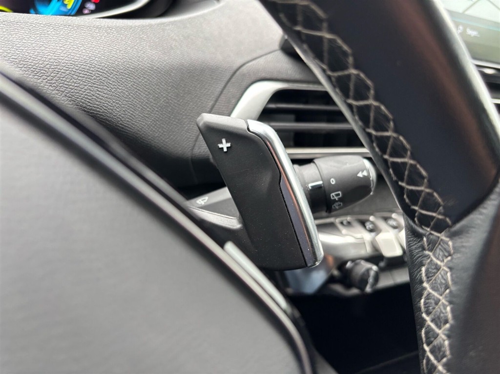 Peugeot 3008 1,6 PureTech Plugin-hybrid Selection Sport EAT8 225HK 5d 8g Aut. - Image 22