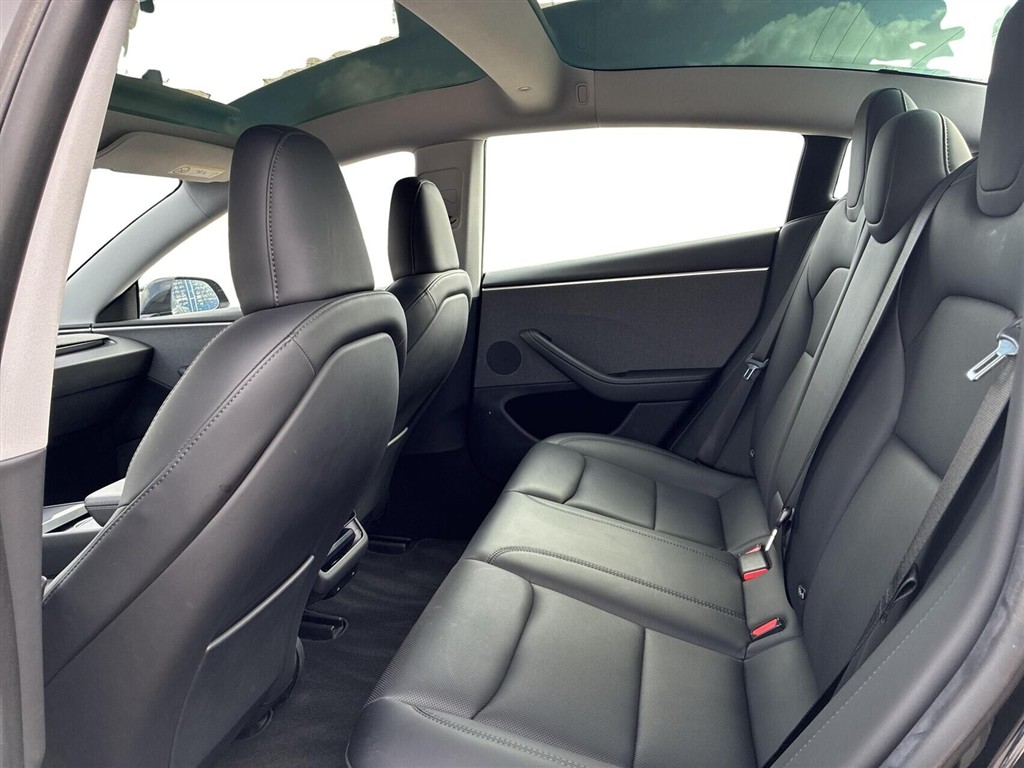 Tesla Model 3 EL 283HK Aut. - Image 5