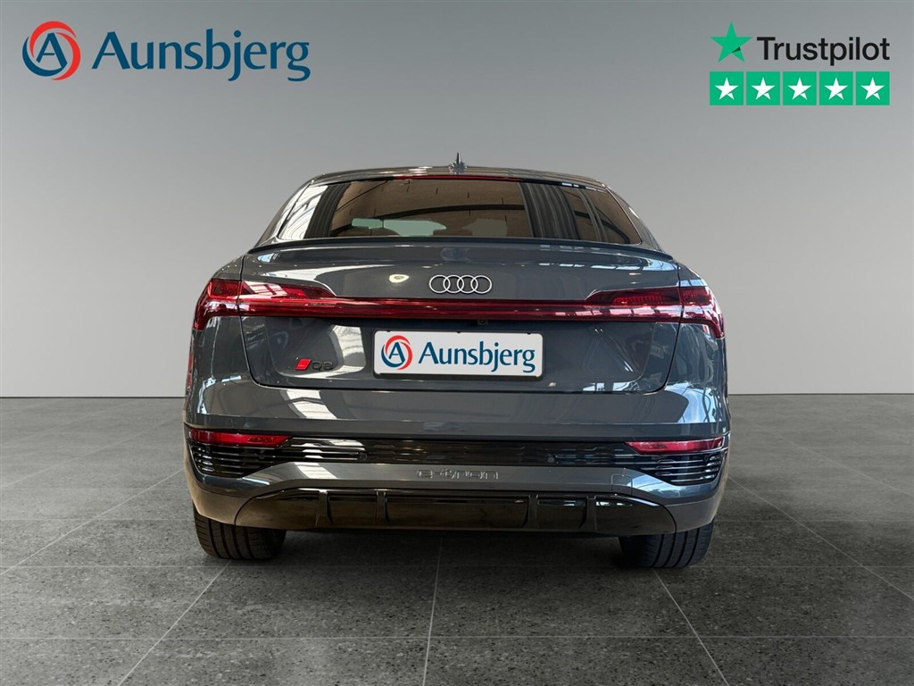 Audi Q8 Sportback 50 E-tron S Line Quattro 340HK 5d Aut. - Image 4