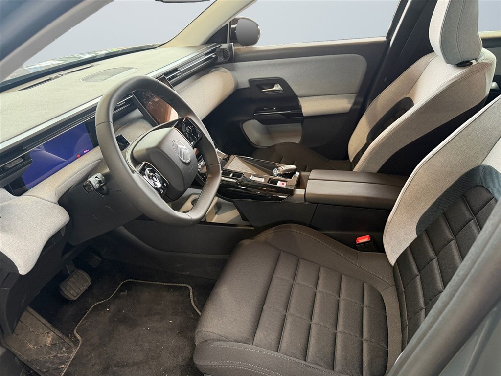 Citroën e-C5 Aircross EL You! 210HK 5d Aut. - Image 4