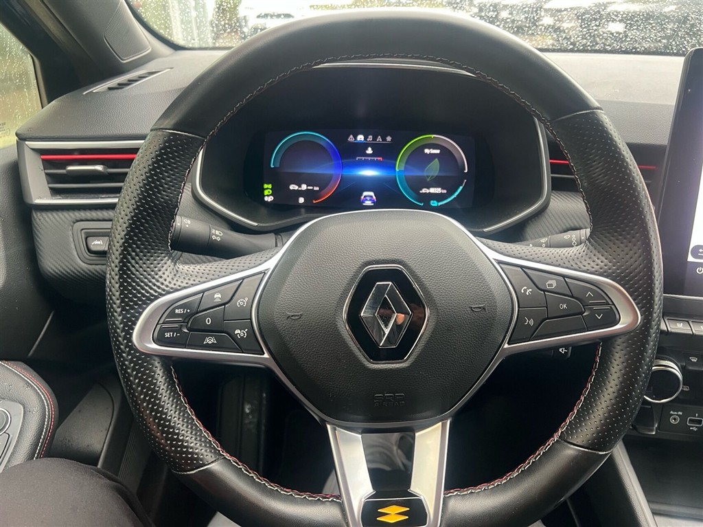Renault Clio 1,6 E-TECH Hybrid RS-Line 145HK 5d Aut. - Image 9