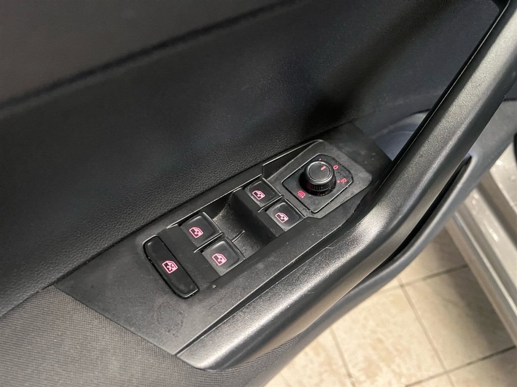 VW Polo 1,0 TSI Comfortline 95HK 5d - Image 6