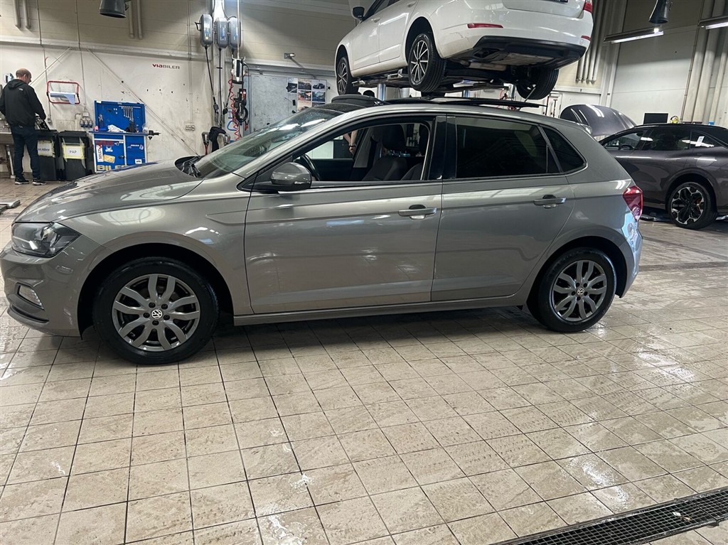 VW Polo 1,0 TSI Comfortline 95HK 5d - Image 2