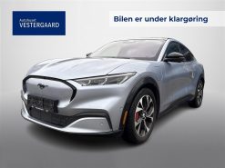 Ford Mustang Mach-E EL UR AWD 351HK 5d Aut.