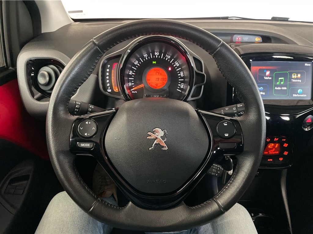 Peugeot 108 1,0 e-Vti Allure+ 72HK 5d - Image 25