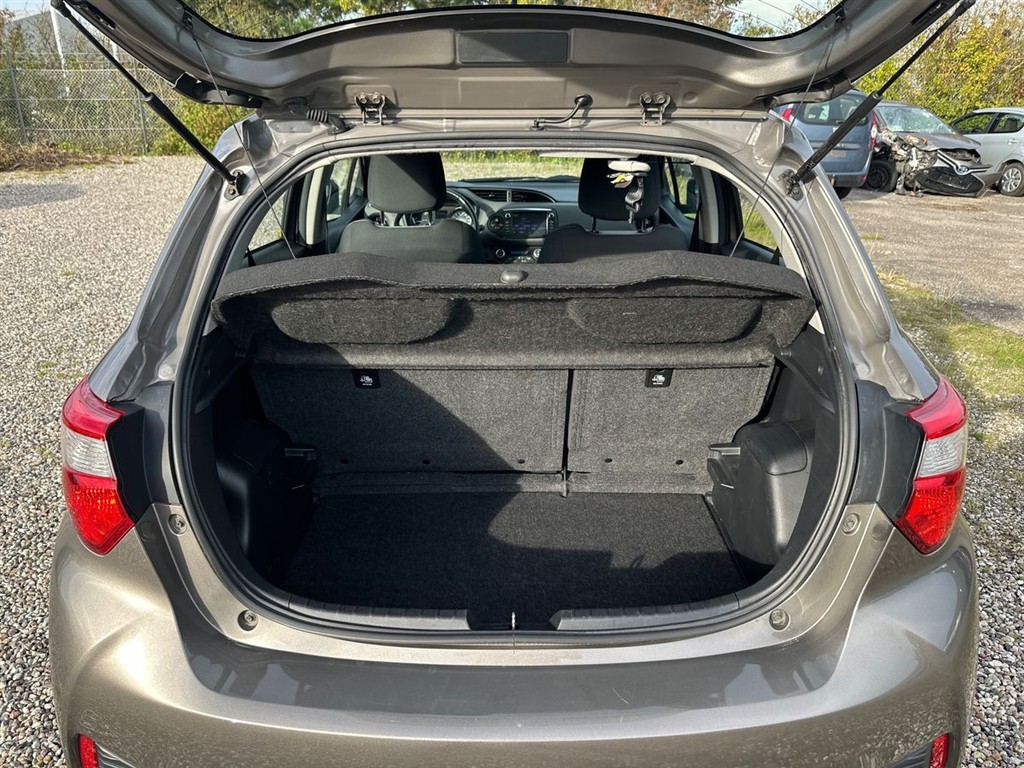 Toyota Yaris 1,5 Hybrid H2 E-CVT 100HK 5d Trinl. Gear - Image 17