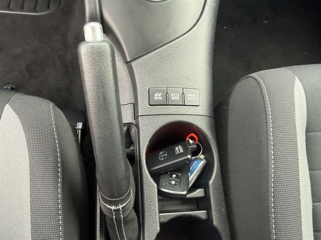 Toyota Auris 1,8 Hybrid H2 Comfort 136HK 5d Aut. - Image 13