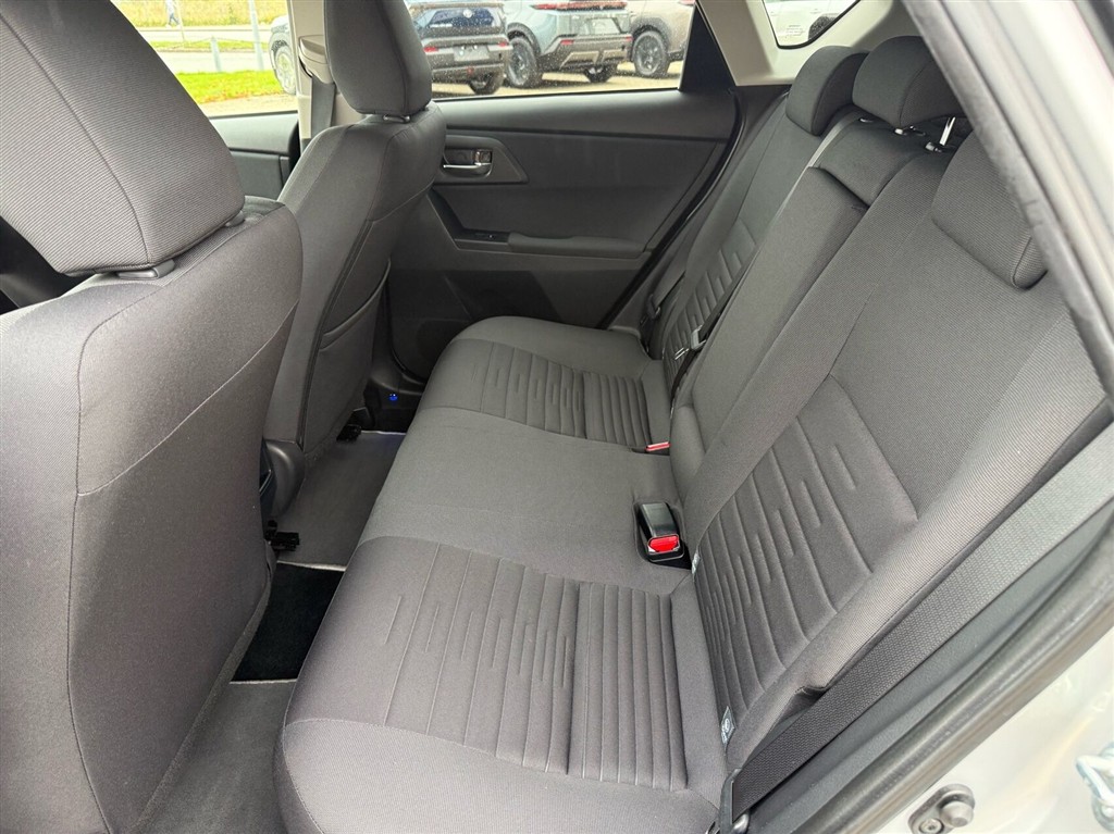 Toyota Auris 1,8 Hybrid H2 Comfort 136HK 5d Aut. - Image 18