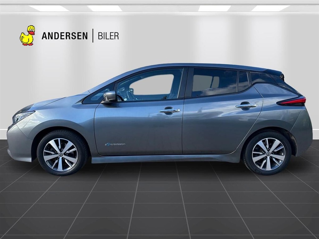 Nissan Leaf EL Acenta 40 kWh 150HK 5d Aut. - Image 2