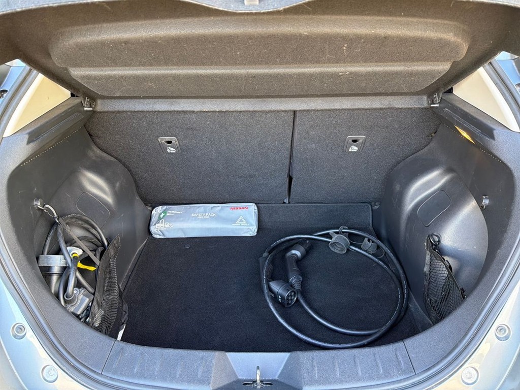 Nissan Leaf EL Acenta 40 kWh 150HK 5d Aut. - Image 13