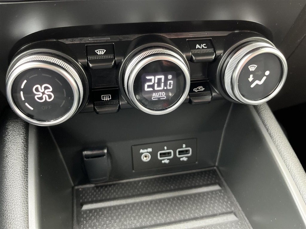 Renault Captur 1,6 E-TECH Plugin-hybrid Intens 160HK 5d Aut. - Image 17
