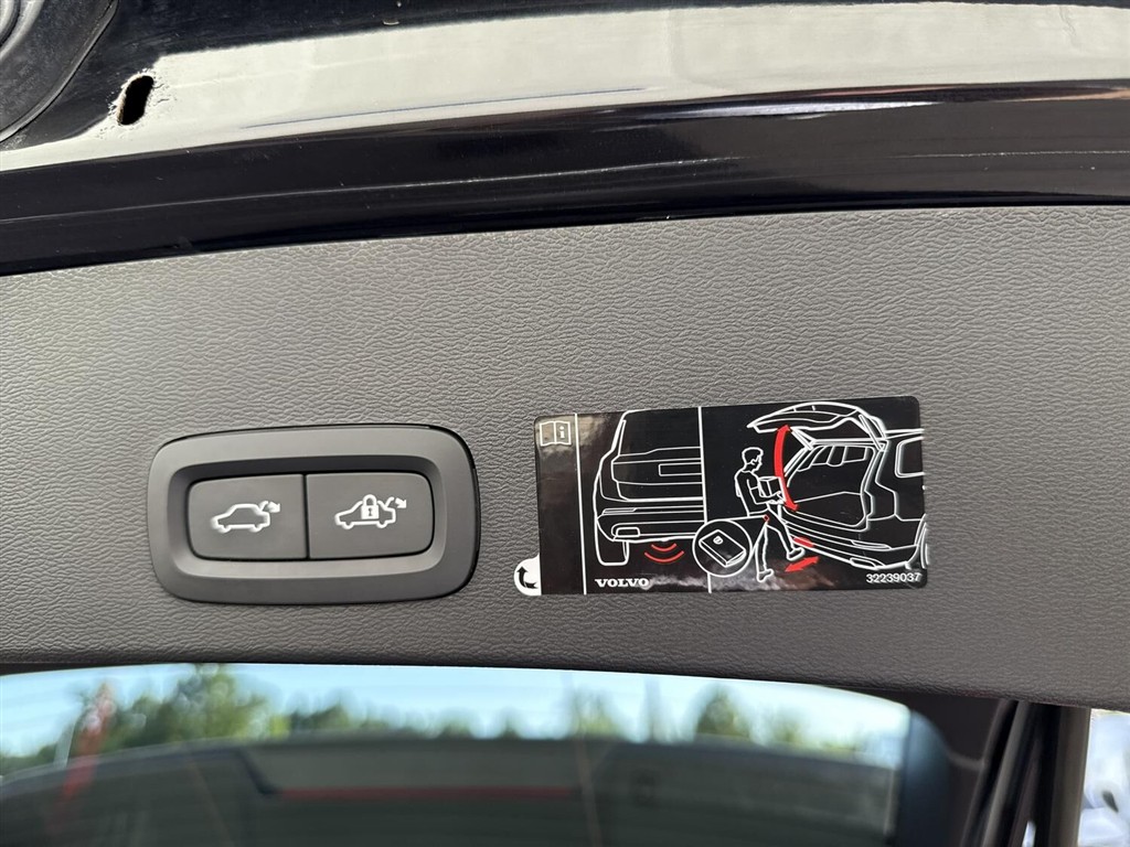 Volvo XC40 1,5 T5 Recharge Plugin-hybrid Inscription 262HK 5d 7g Aut. - Image 15