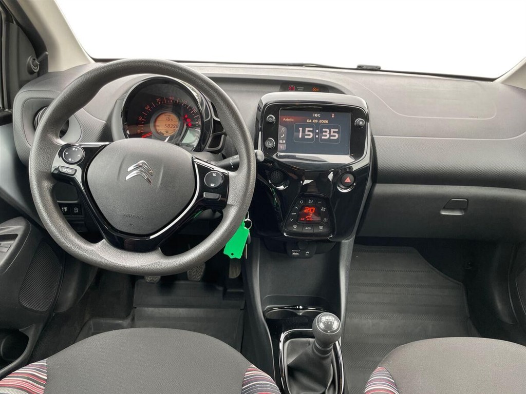Citroën C1 1,0 VTi Shine 72HK 5d - Image 10