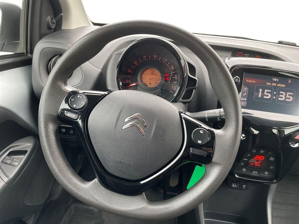Citroën C1 1,0 VTi Shine 72HK 5d - Image 11