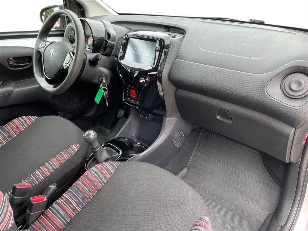 Citroën C1 1,0 VTi Shine 72HK 5d - Image 13