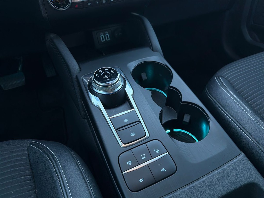 Ford Kuga 2,5 Plugin-hybrid Titanium X CVT 225HK 5d Trinl. Gear - Image 18