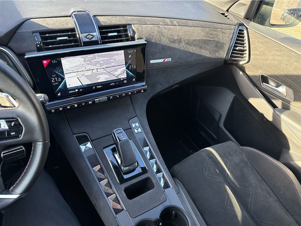 DS DS7 Crossback 1,6 E-Tense Plugin-hybrid Performance Line Pack EAT8 225HK 5d 8g Aut. - Image 16