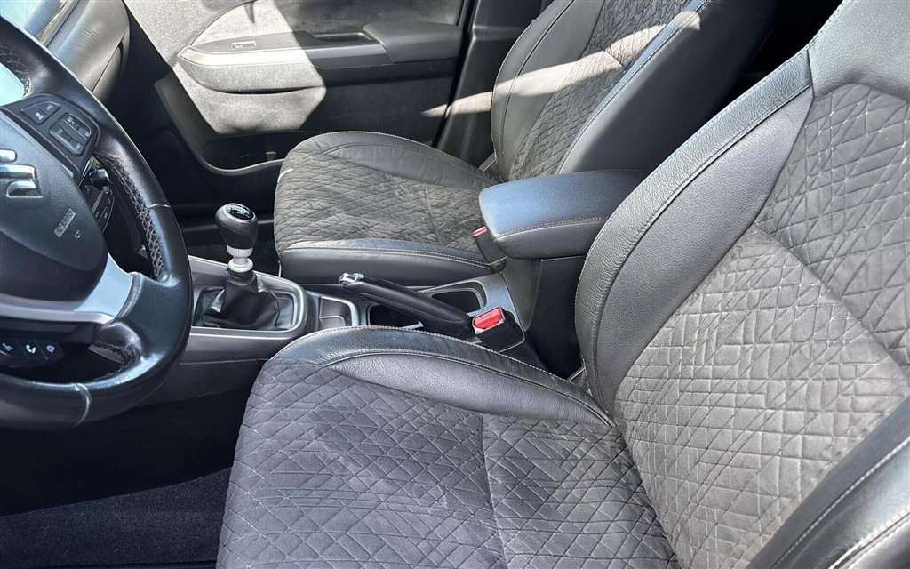 Suzuki Vitara 1,4 Boosterjet Mild hybrid Exclusive 129HK 5d 6g - Image 9