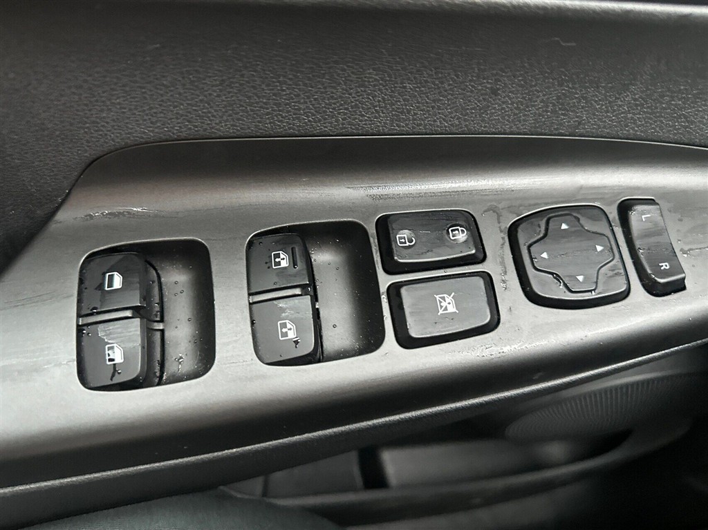 Hyundai Kona EL Essential 204HK 5d Aut. - Image 18