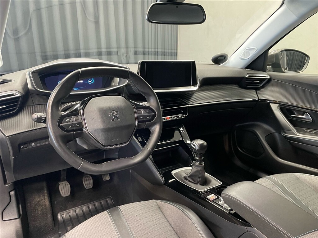 Peugeot 2008 1,2 PureTech Sportium 130HK 5d - Image 12