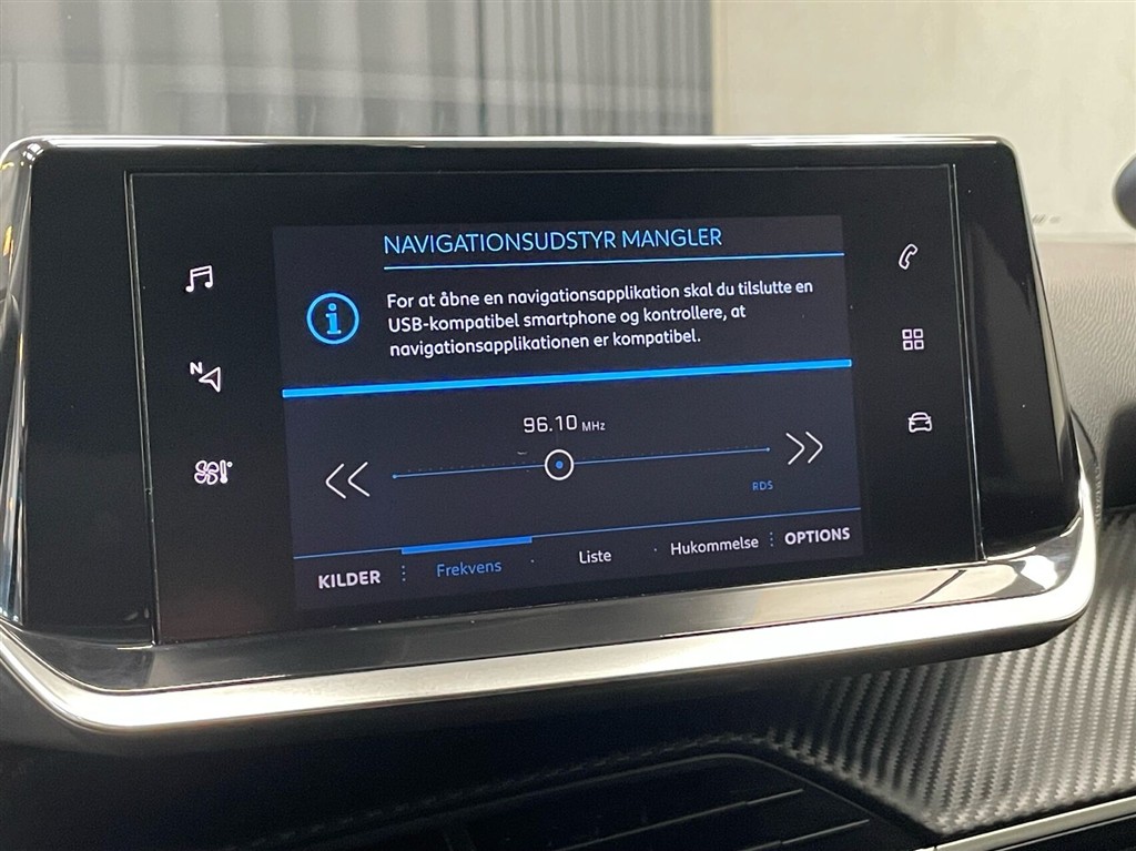 Peugeot 2008 1,2 PureTech Sportium 130HK 5d - Image 21