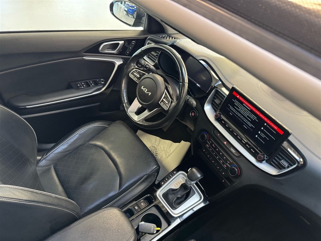 Kia XCeed 1,6 GDI Plugin-hybrid Upgrade DCT 141HK 5d 6g Aut. - Image 3
