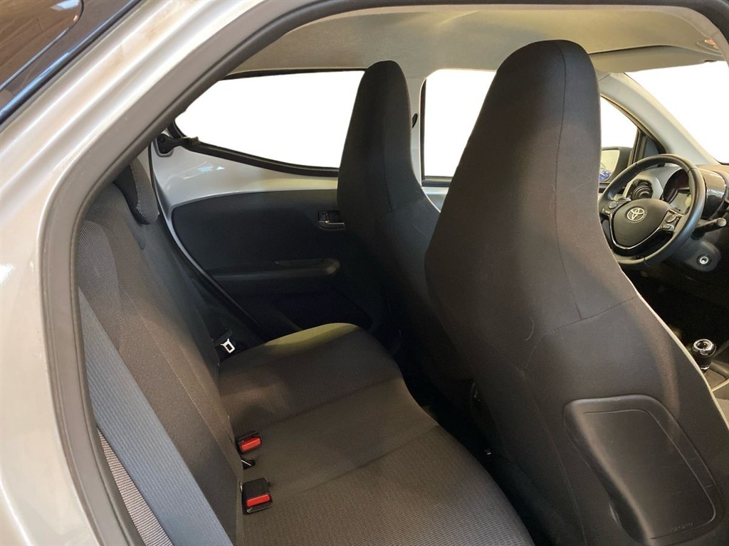 Toyota Aygo 1,0 VVT-I X-Press X-Shift 72HK 5d Aut. - Image 16