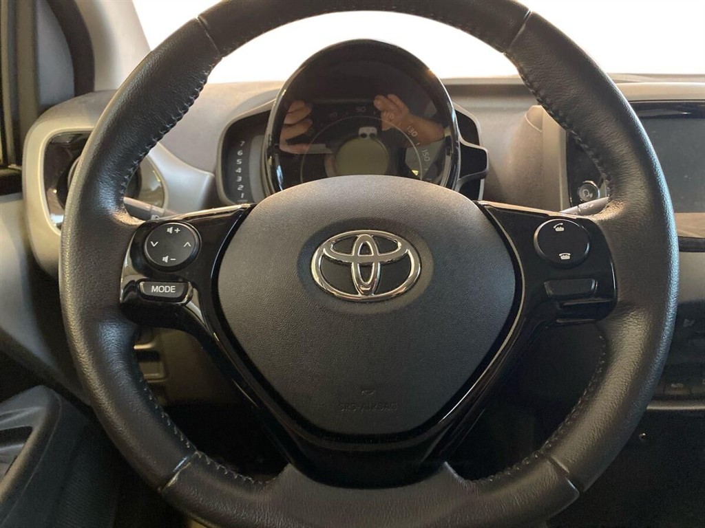 Toyota Aygo 1,0 VVT-I X-Press X-Shift 72HK 5d Aut. - Image 19