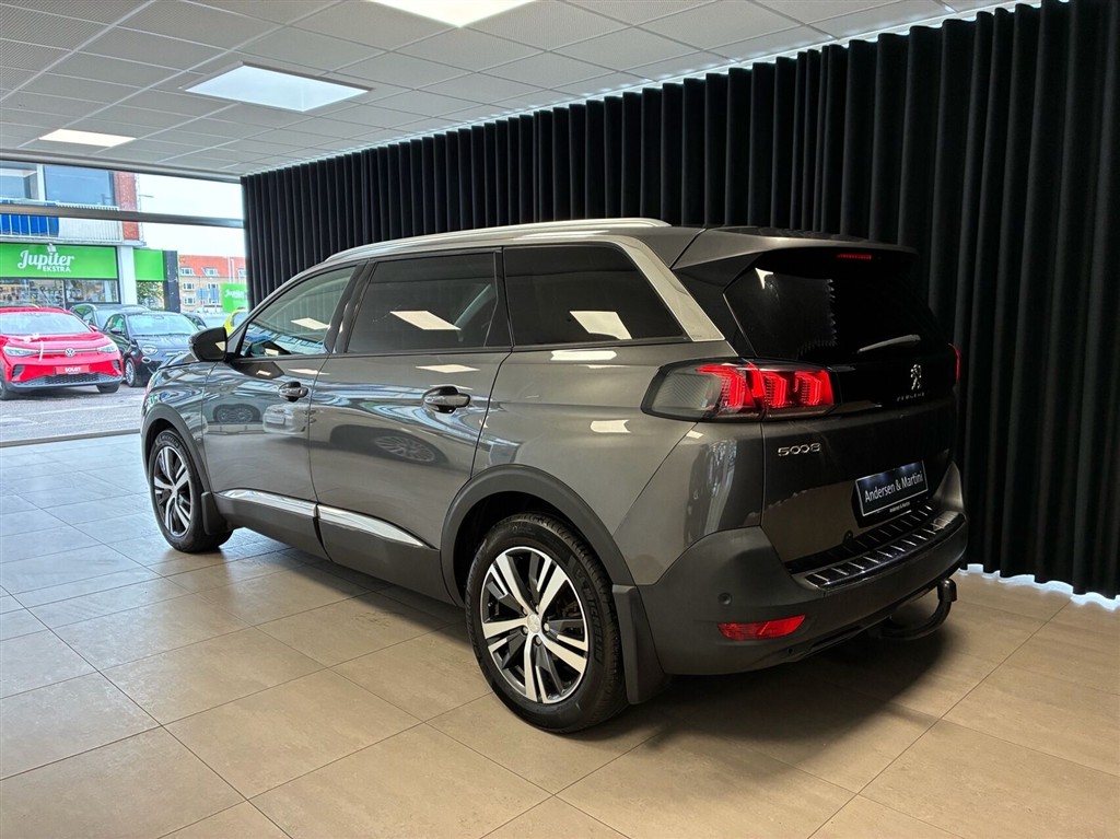 Peugeot 5008 1,5 BlueHDi Allure Pack EAT8 130HK 5d 8g Aut. - Image 3