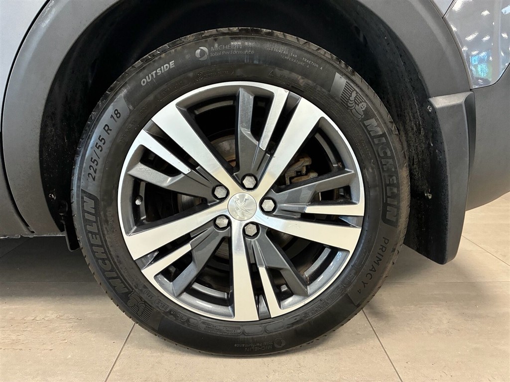 Peugeot 5008 1,5 BlueHDi Allure Pack EAT8 130HK 5d 8g Aut. - Image 4