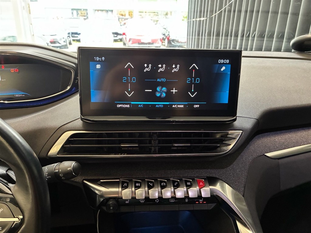 Peugeot 5008 1,5 BlueHDi Allure Pack EAT8 130HK 5d 8g Aut. - Image 17