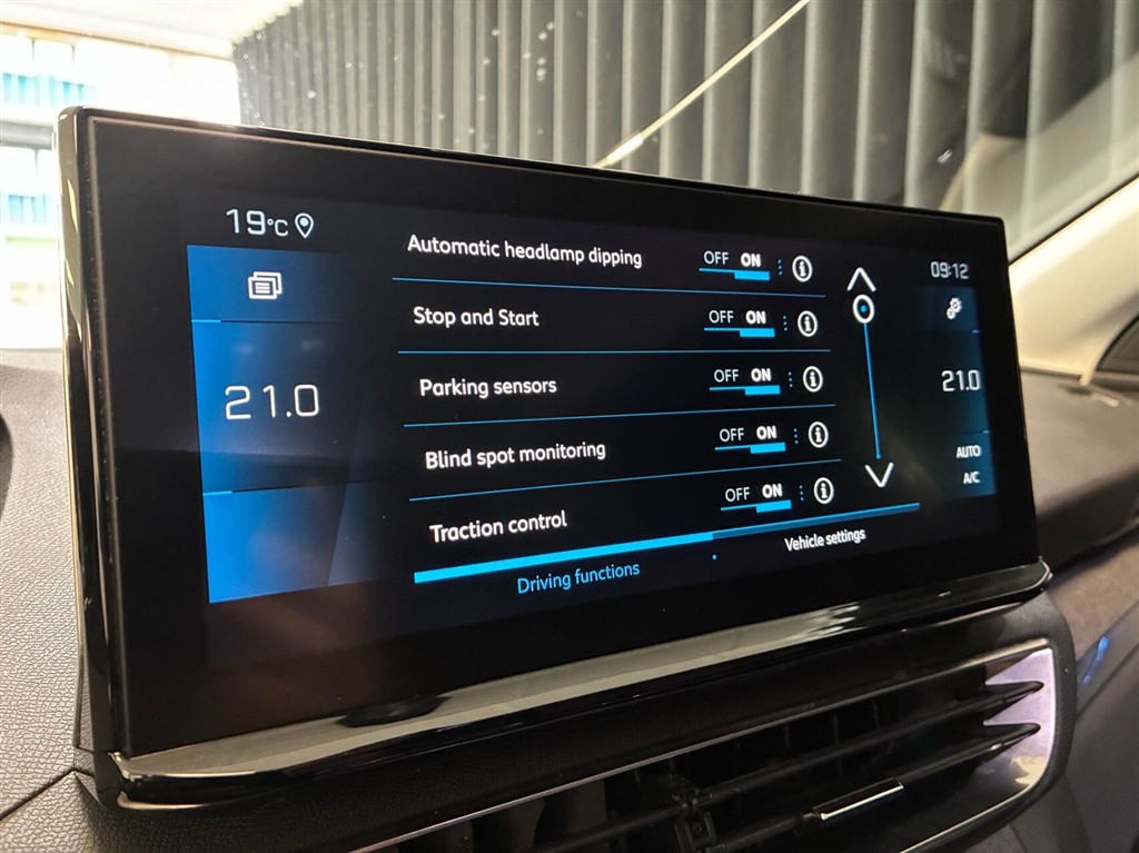Peugeot 5008 1,5 BlueHDi Allure Pack EAT8 130HK 5d 8g Aut. - Image 19