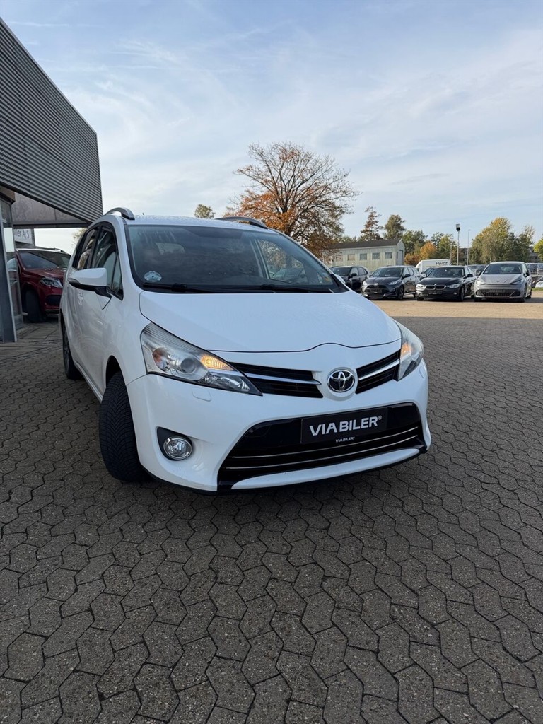 Toyota Verso 7 pers. 1,8 VVT-I T2 Touch 147HK 6g - Image 2