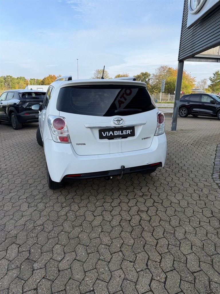 Toyota Verso 7 pers. 1,8 VVT-I T2 Touch 147HK 6g - Image 4